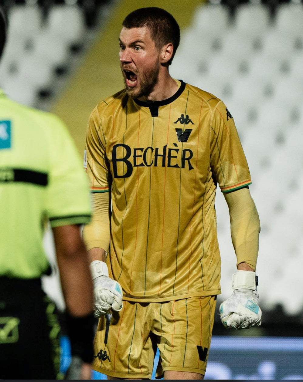 23/24 Venezia Goalkeeper Away Jersey