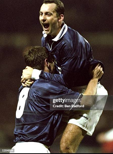 1998-00 Scotland Home Jersey