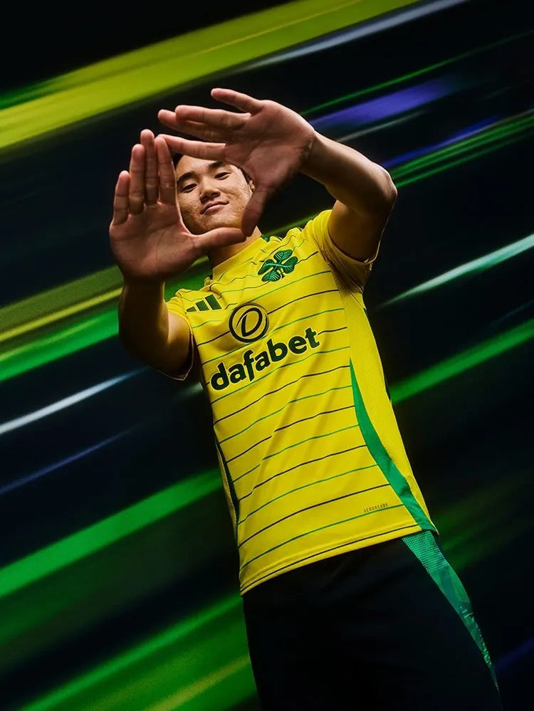 24/25 Celtic Away Jersey